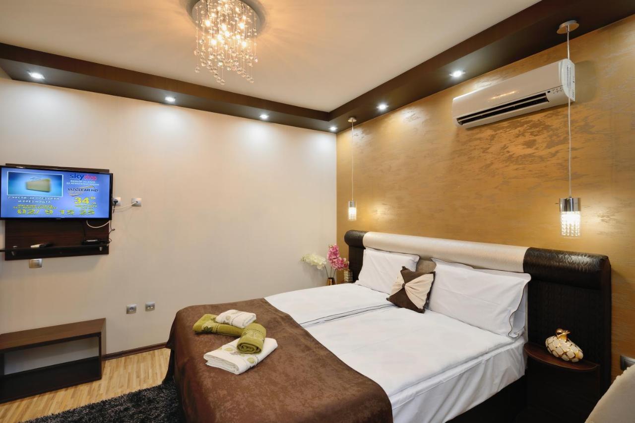 Fantasy Apartaments And Studios Avenue Комплекс Фантазия Хисаря المظهر الخارجي الصورة
